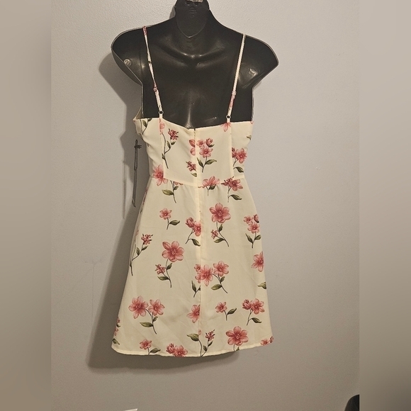 NWT Forever 21 Mini Dress size Small - Picture 2 of 5